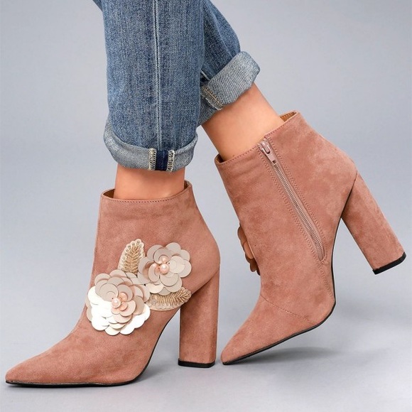Shoes - Mauve pink floral appliqué suede bootie